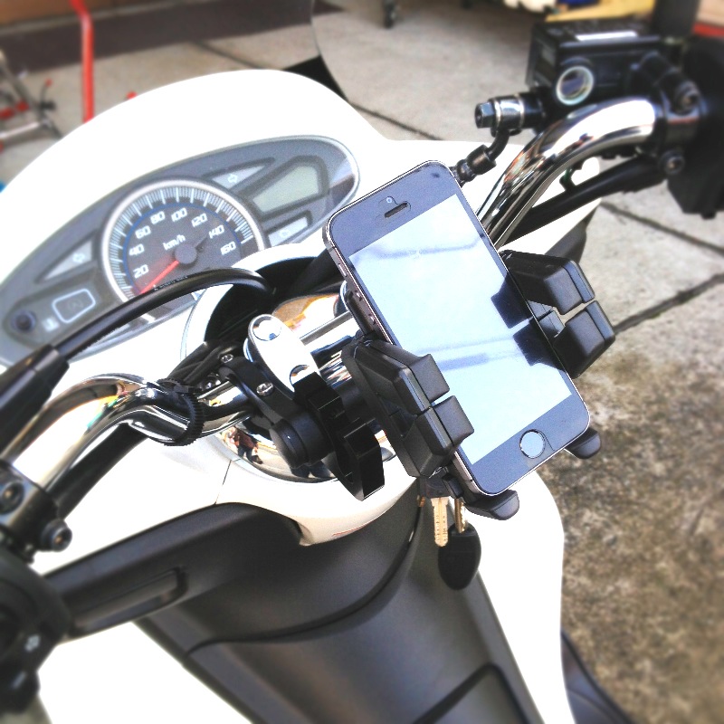 Pit Works Iphoneホルダー コンビニフックの組合せ例 Pcx150